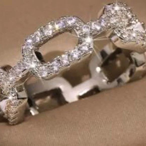 Silver Crystal Chain Ring - Available Sizes 5, 6, 7, 8 - Picture 3 of 4